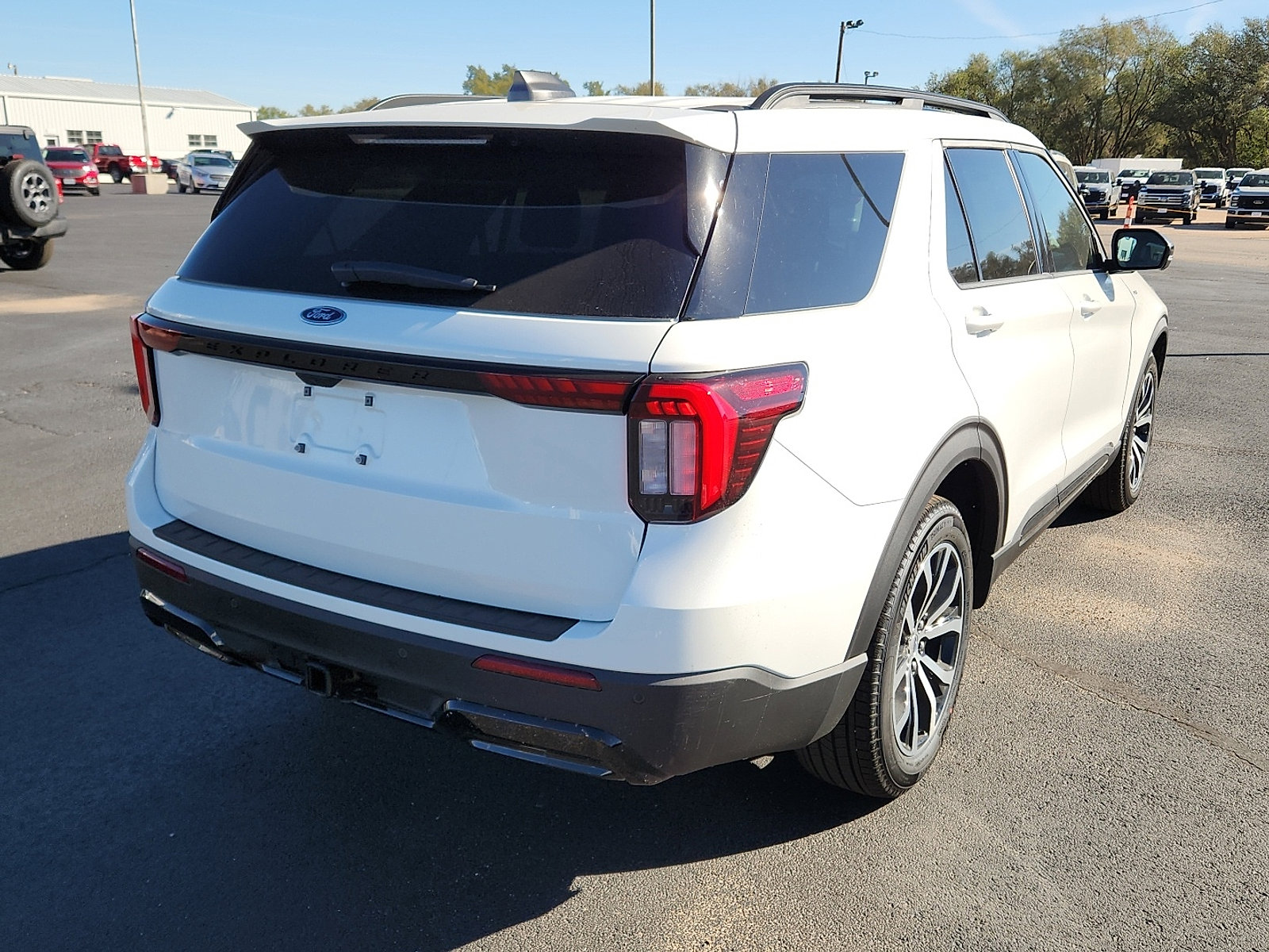 New 2026 Ford Explorer ST-Line w/ Premium Package image 4
