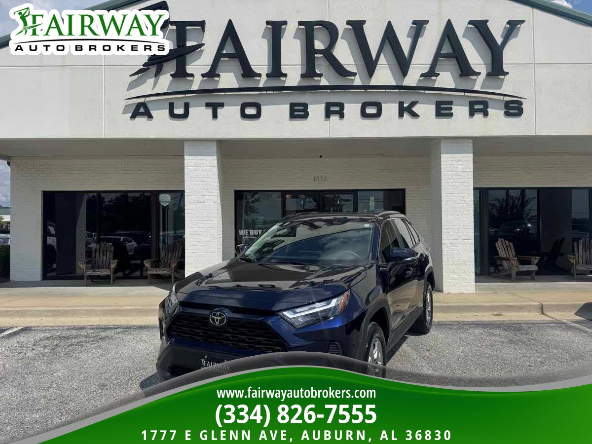 Used 2023 Toyota RAV4 XLE w/ Convenience Package FWD video 1