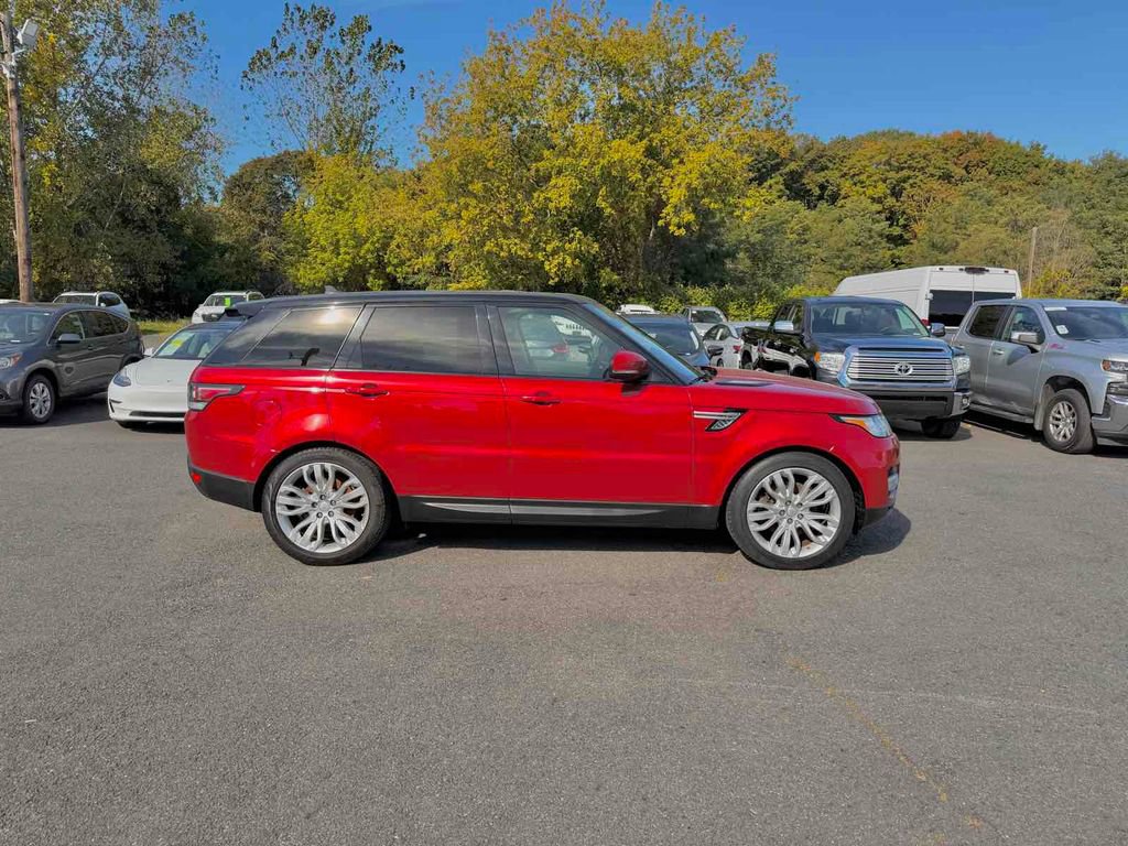Used 2016 Land Rover Range Rover Sport HSE image 8