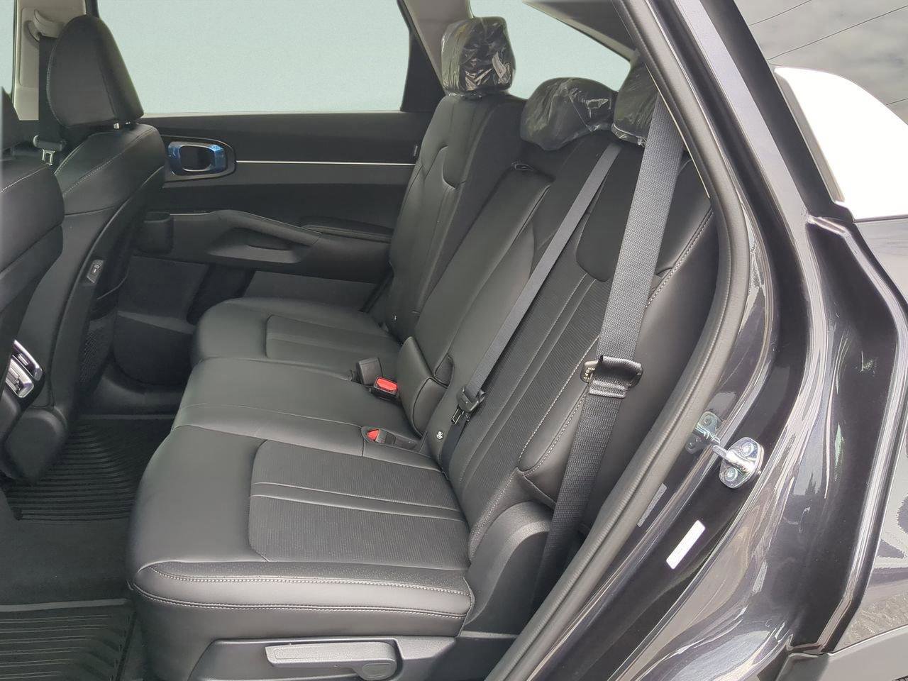 New 2026 Kia Sorento EX image 9