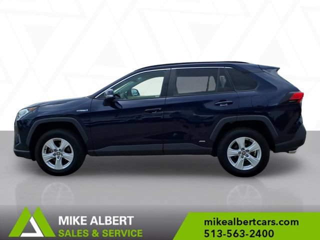 Used 2021 Toyota RAV4 XLE AWD/4WD image 4