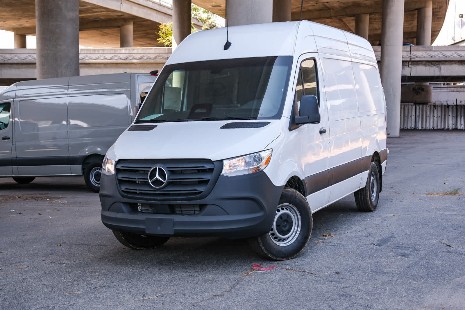 New 2025 Mercedes-Benz Sprinter 2500 image 3