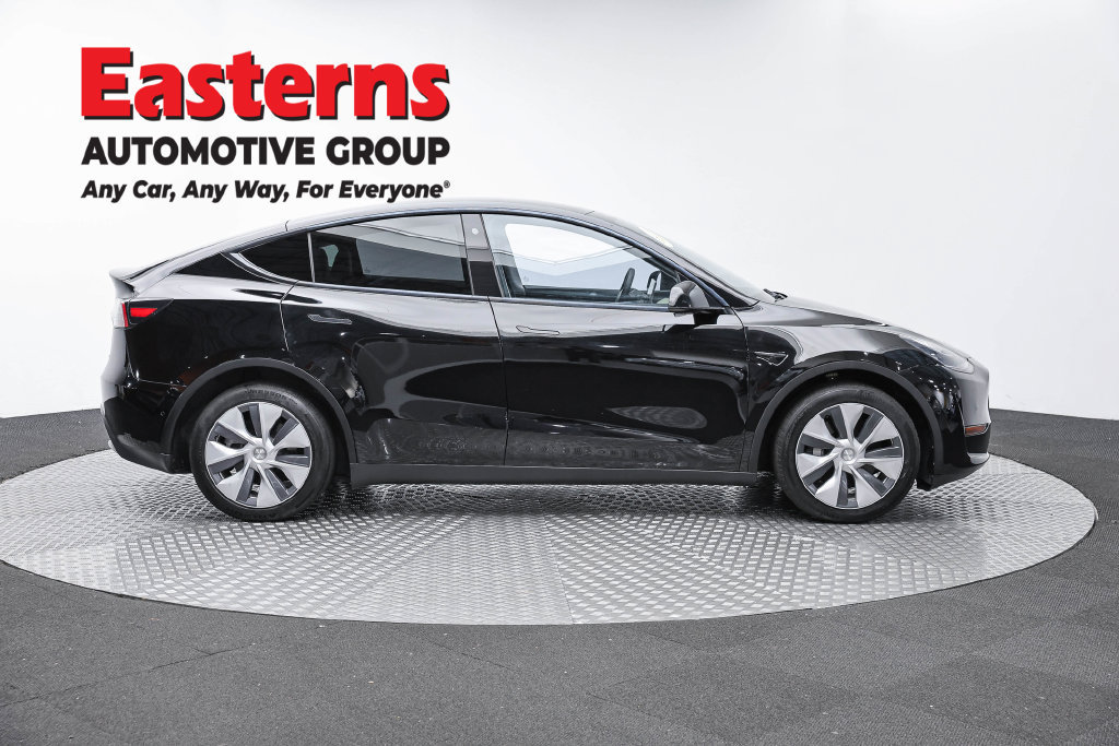 Used 2022 Tesla Model Y Long Range AWD/4WD image 5