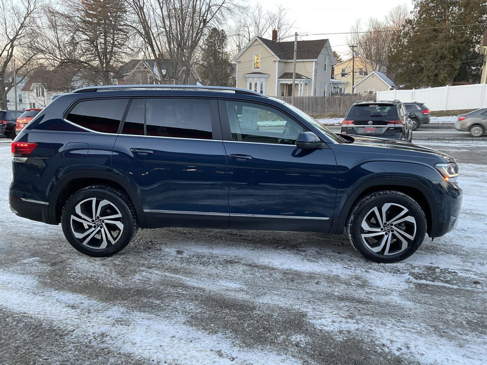 Used 2022 Volkswagen Atlas SEL image 6