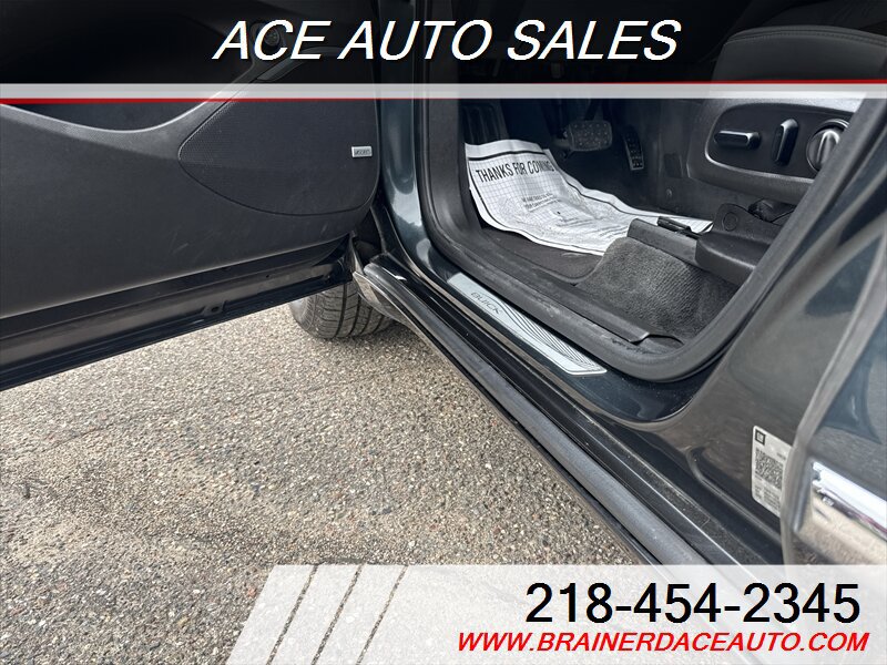 Used 2018 Buick Enclave Premium w/ Trailering Package AWD/4WD image 9