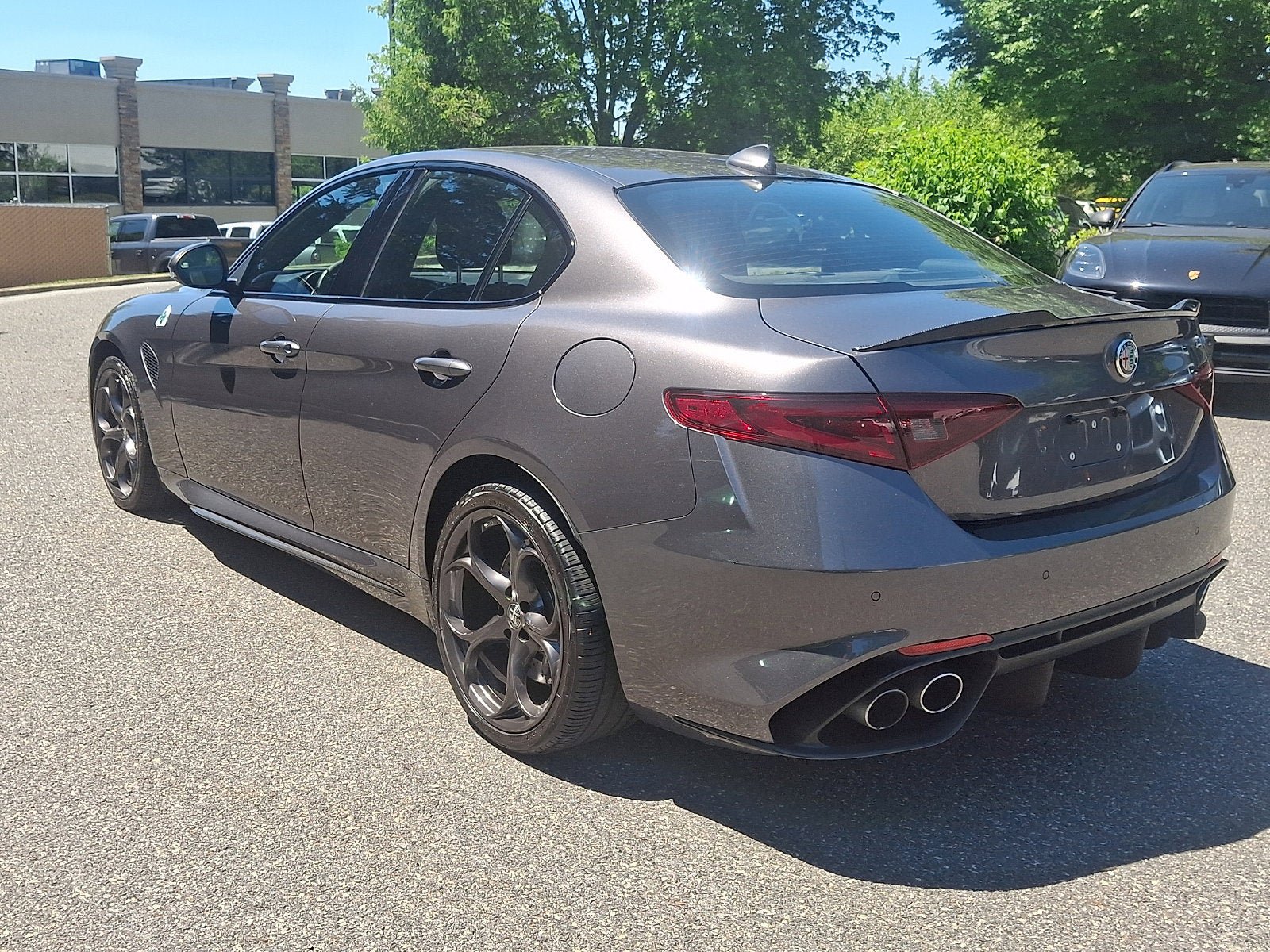 Used 2018 Alfa Romeo Giulia Quadrifoglio w/ Driver Assist Dynamic Package RWD image 6