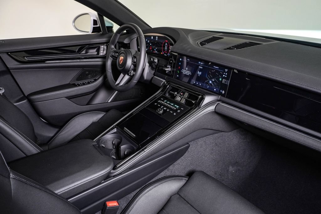 New 2026 Porsche Panamera 4 AWD/4WD image 14