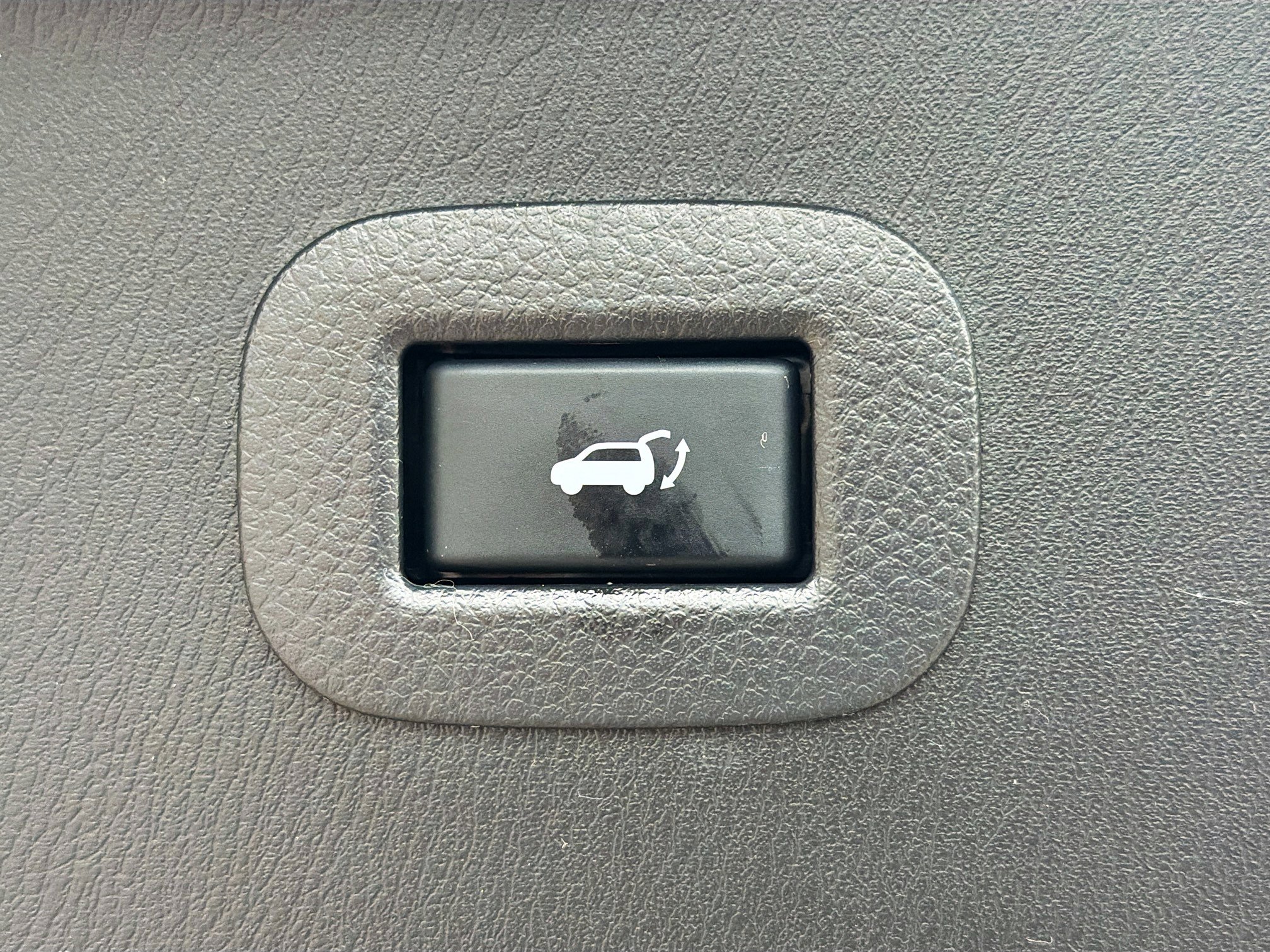 Used 2023 INFINITI QX80 Premium Select w/ Cargo Package image 13