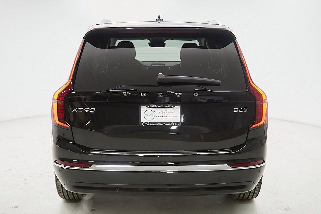 New 2026 Volvo XC90 B6 Plus w/ Protection Package Premier image 8
