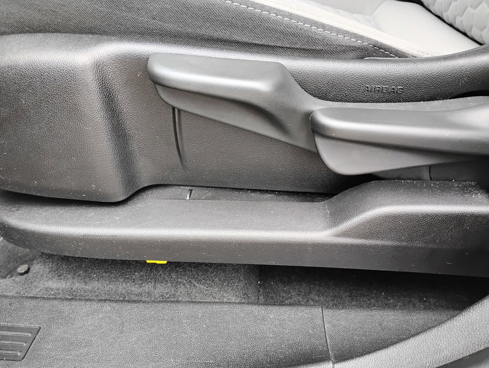 Used 2019 Chevrolet Equinox LS image 13