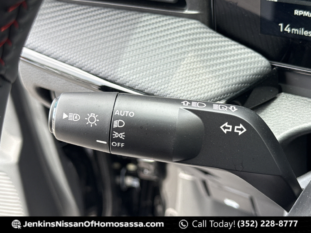 New 2026 Nissan Kicks SR FWD image 36