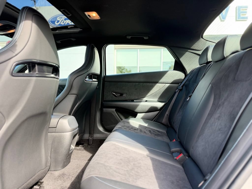 Used 2025 Hyundai Elantra N FWD image 21