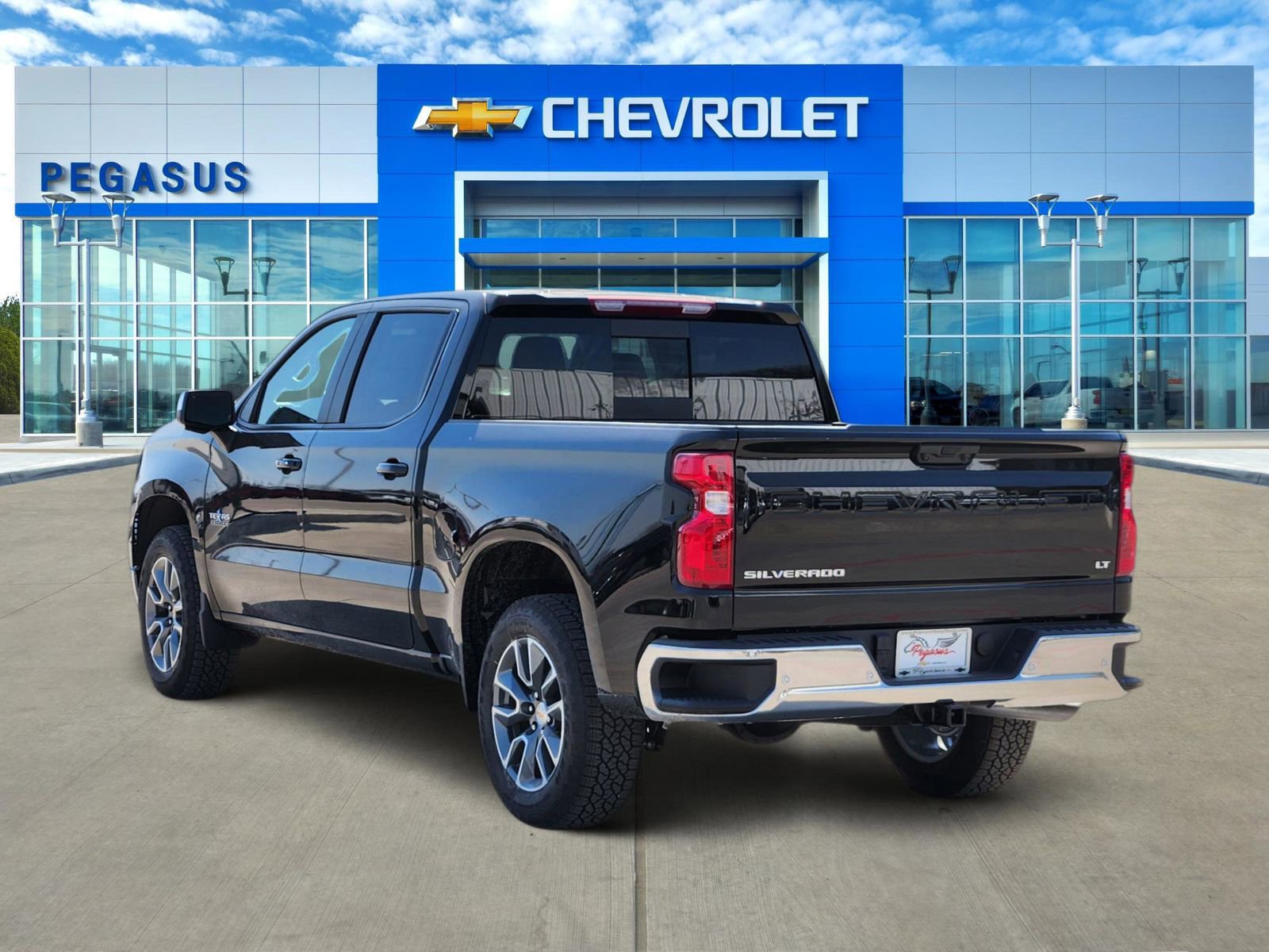 New 2026 Chevrolet Silverado 1500 LT w/ Texas Edition Plus RWD image 5