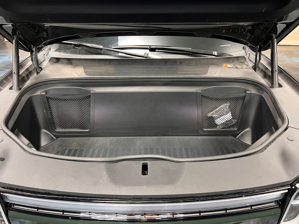 Used 2025 Rivian R1S Adventure image 20