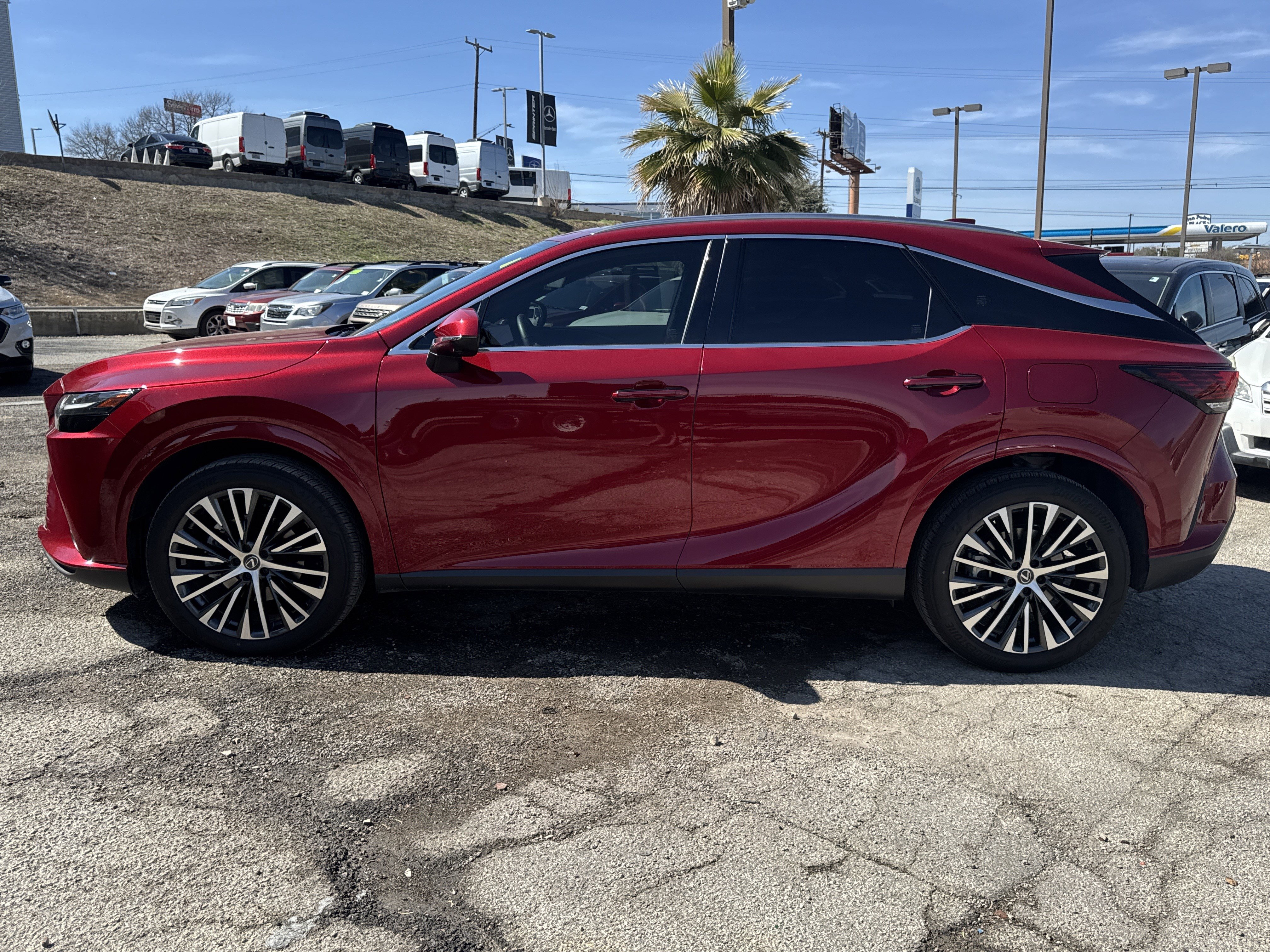 Used 2023 Lexus RX 350 Premium Plus w/ Accessory Package image 6