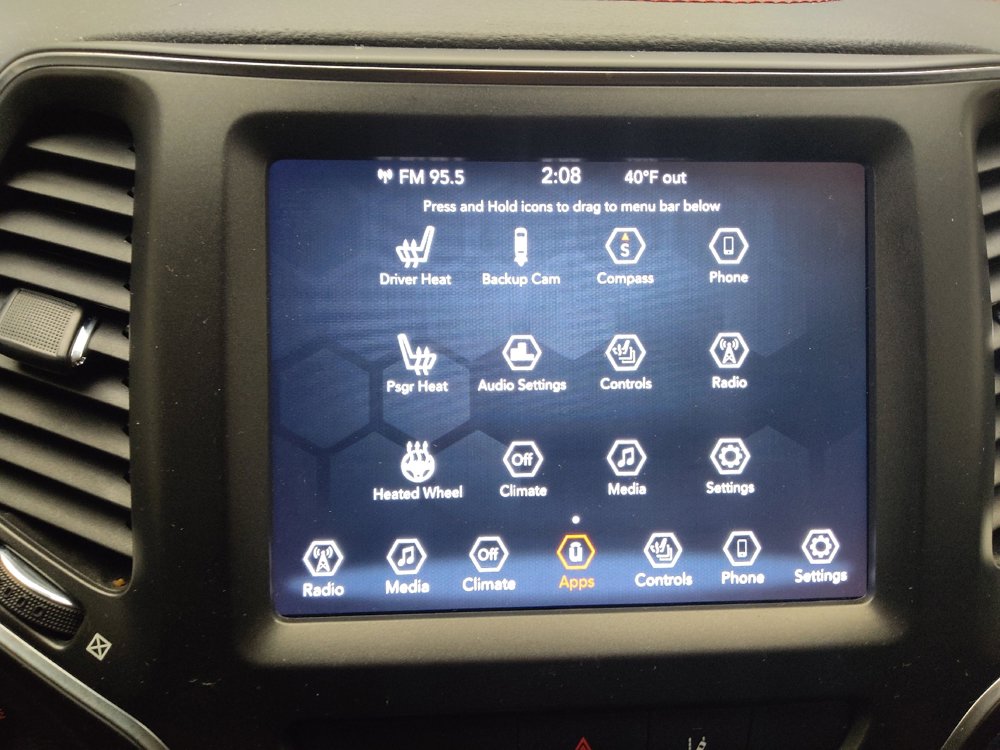 Used 2022 Jeep Cherokee Trailhawk image 25