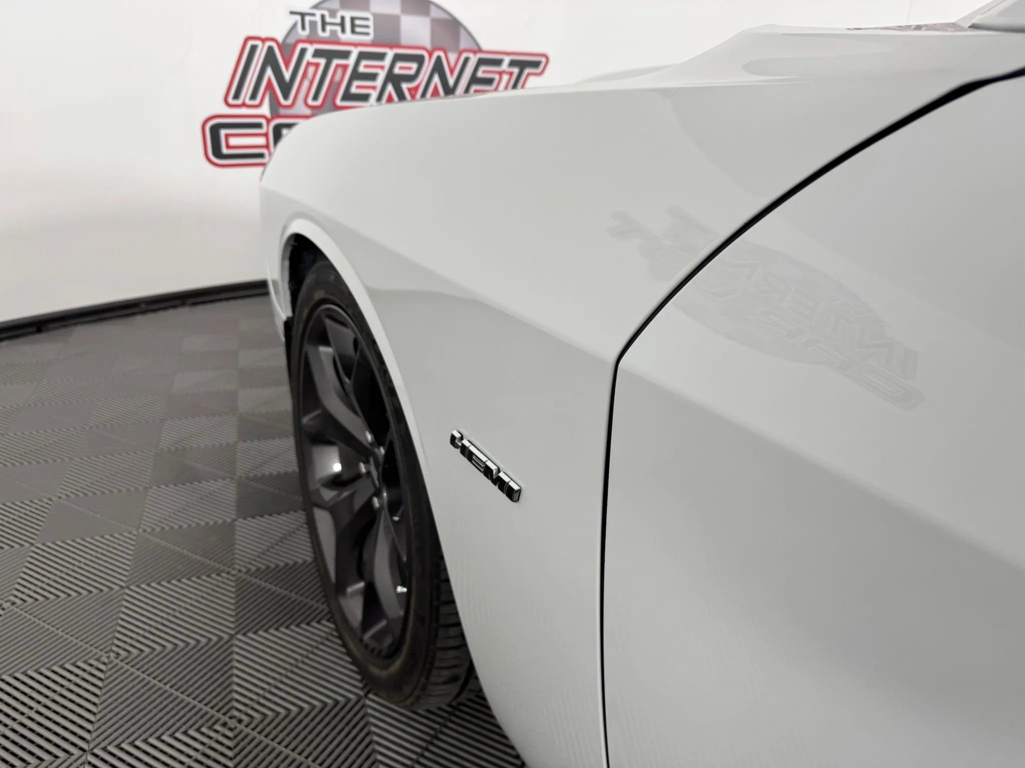 Used 2019 Dodge Challenger R/T image 21