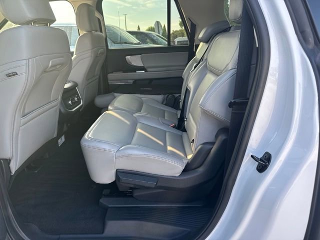 Used 2025 Ford Expedition Max Active RWD image 10