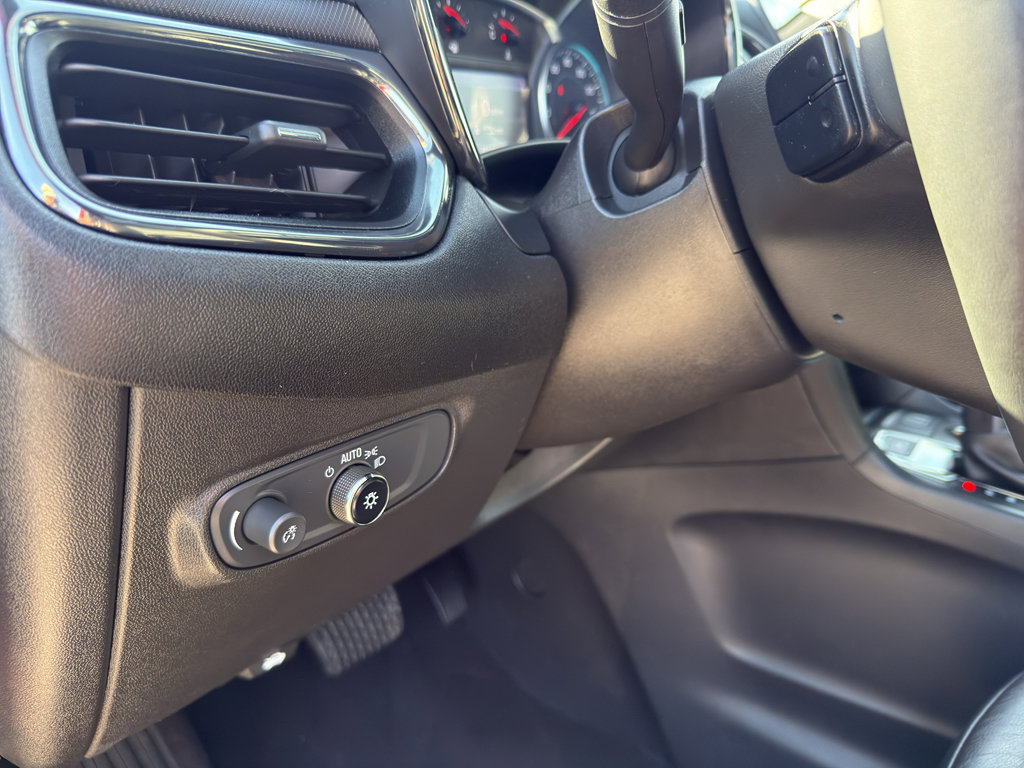 Used 2023 Chevrolet Equinox RS w/ RS Leather Package image 14