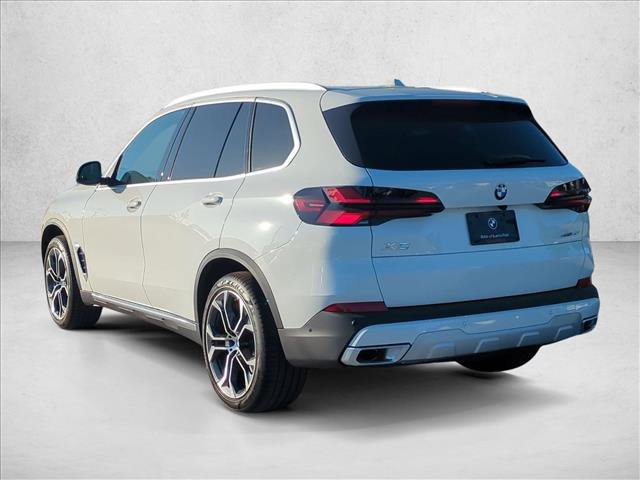 New 2026 BMW X5 sDrive40i image 9
