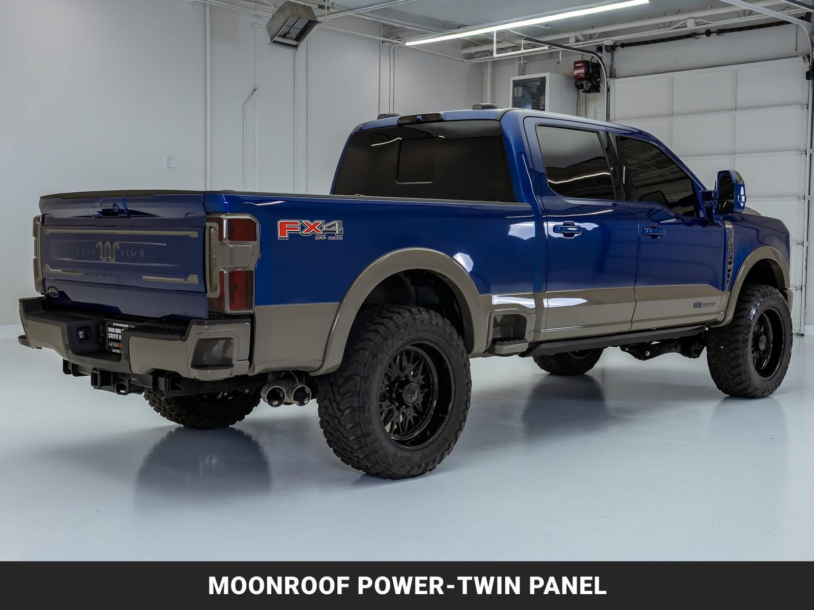 Used 2026 Ford F350 King Ranch w/ FX4 Off-Road Package AWD/4WD image 9