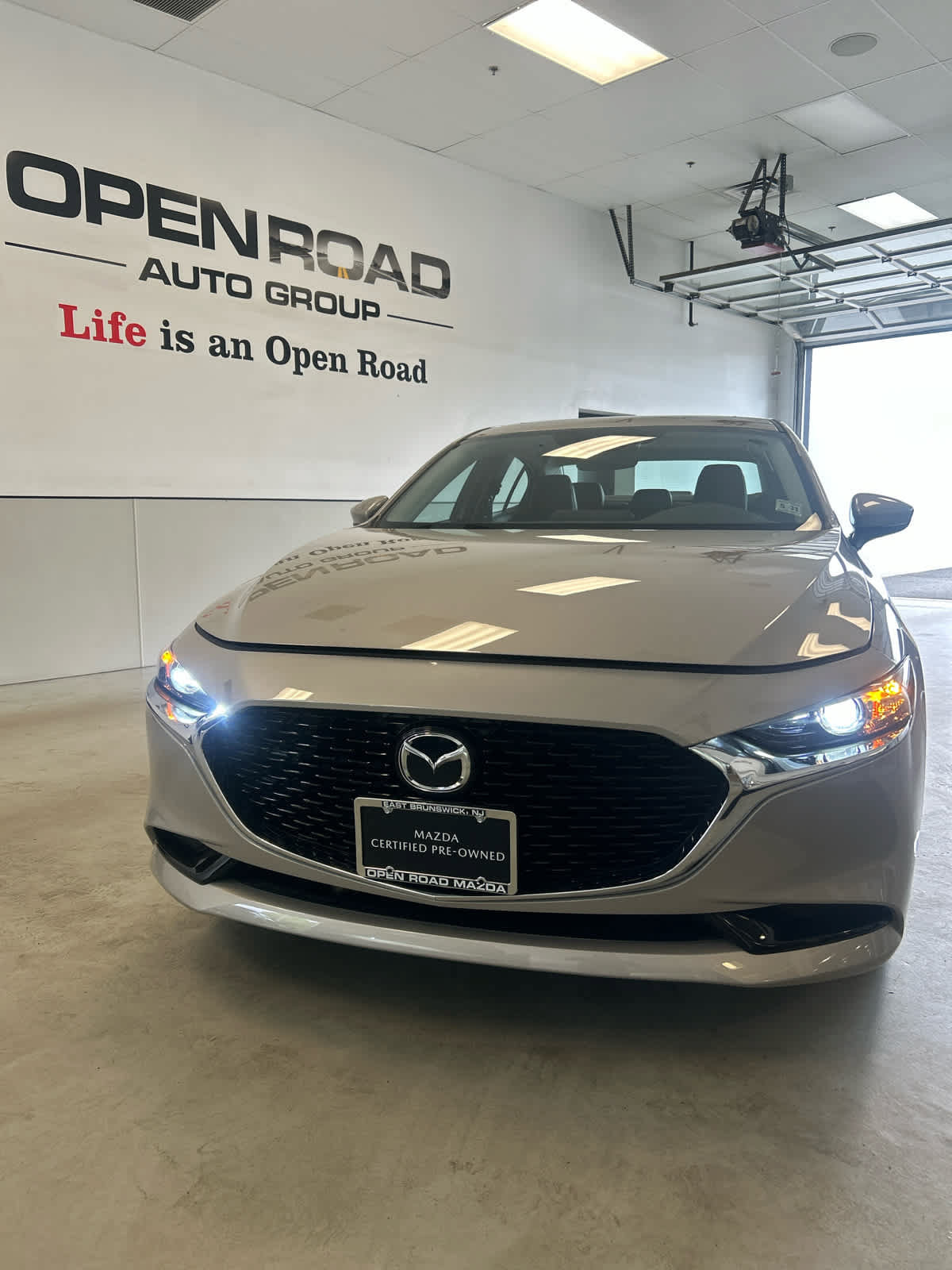 Certified 2026 MAZDA MAZDA3 2.5 S Sedan w/ Preferred Pkg FWD image 1