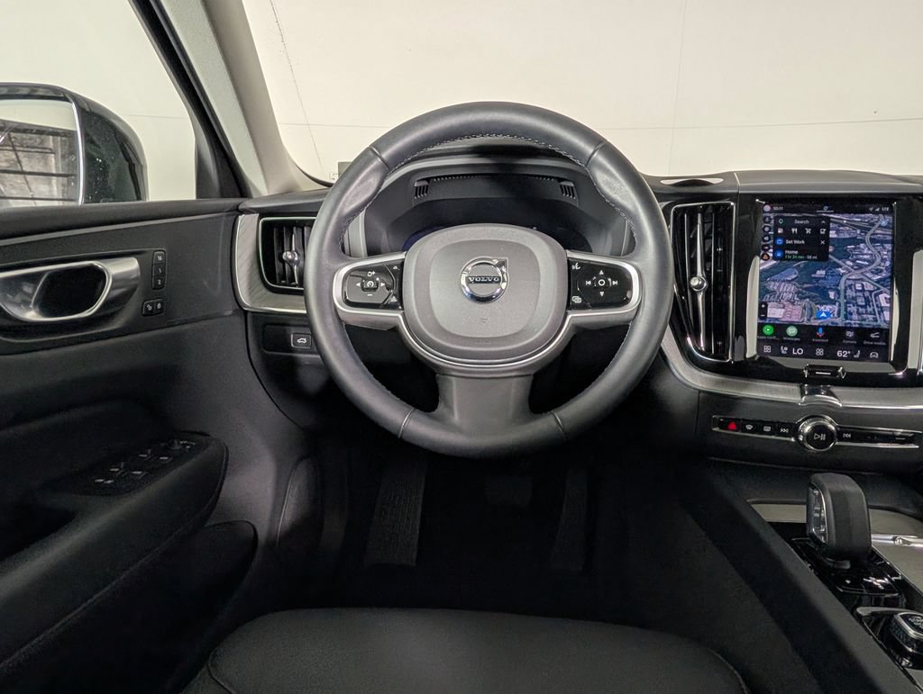 Used 2025 Volvo XC60 B5 Plus AWD/4WD image 21
