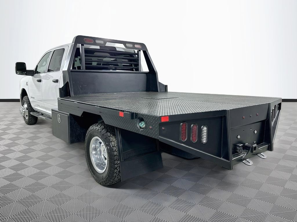 Used 2024 RAM 3500 SLT w/ Quick Order Package 2YG SLT AWD/4WD image 5