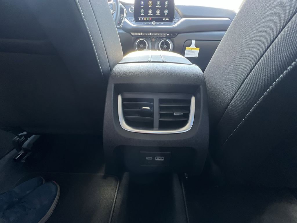 Certified 2025 Chevrolet Blazer LT w/ Convenience Package image 20