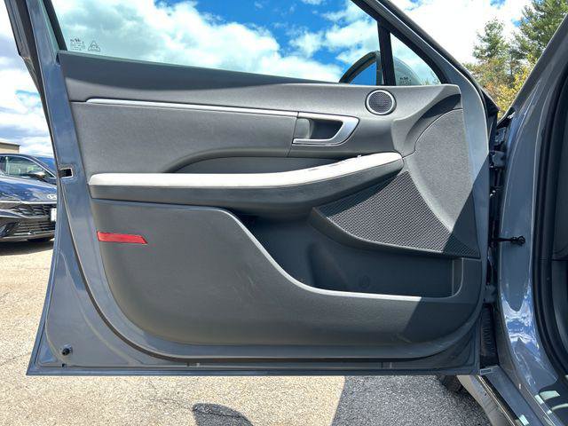 New 2026 Hyundai Sonata Blue FWD image 11
