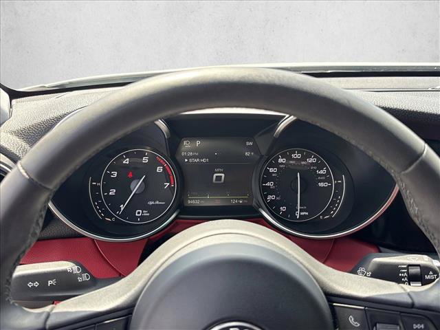 Used 2018 Alfa Romeo Giulia AWD image 13