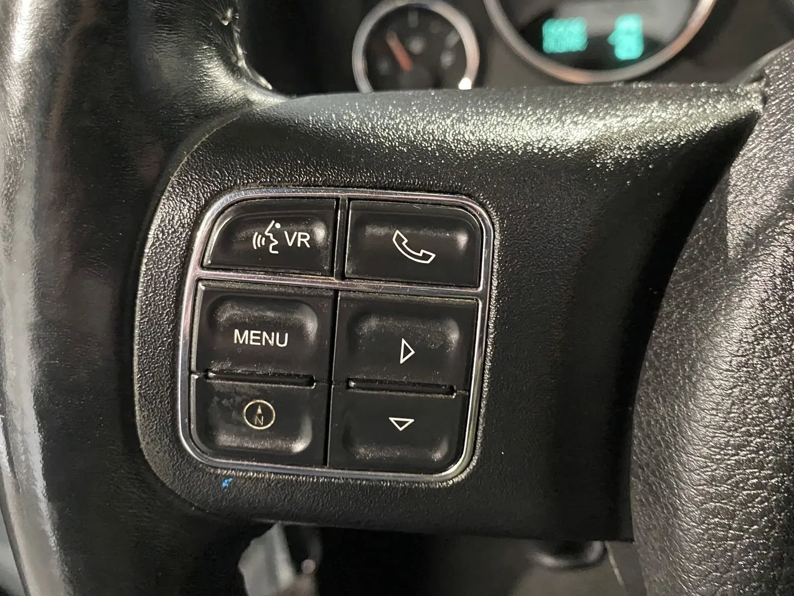 Used 2015 Jeep Wrangler Unlimited Sport w/ Connectivity Group image 18