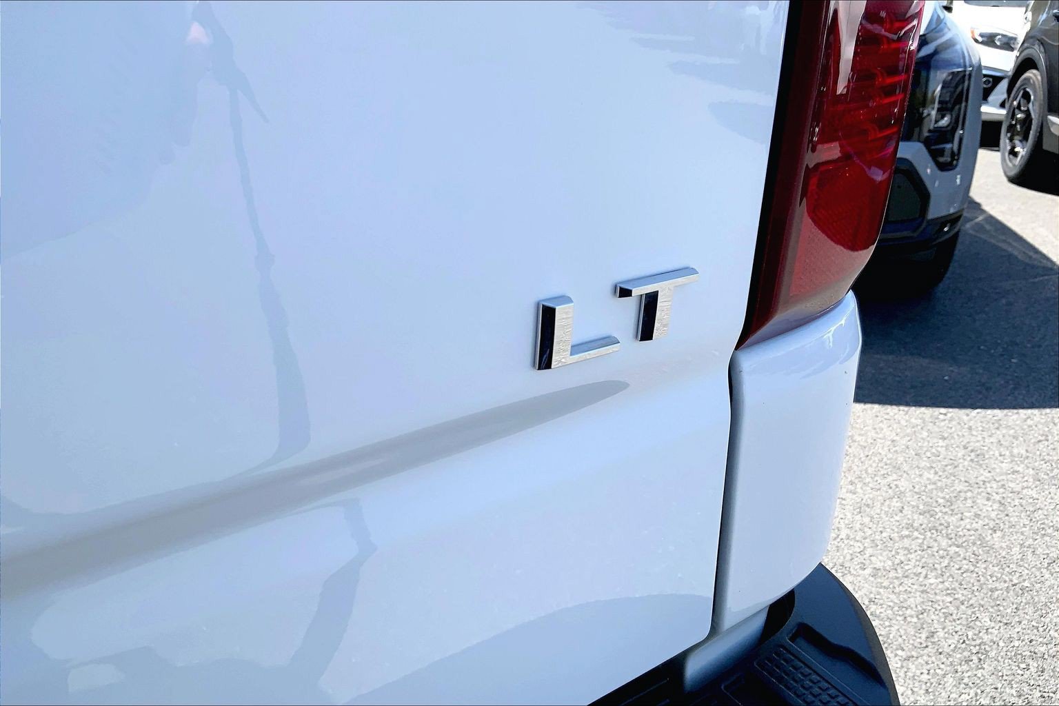Used 2020 Chevrolet Silverado 1500 LT w/ All-Star Edition AWD/4WD image 17