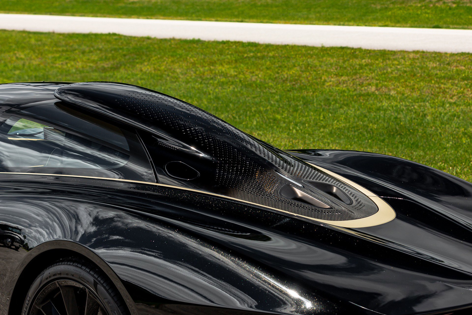 Used 2020 McLaren Speedtail image 40