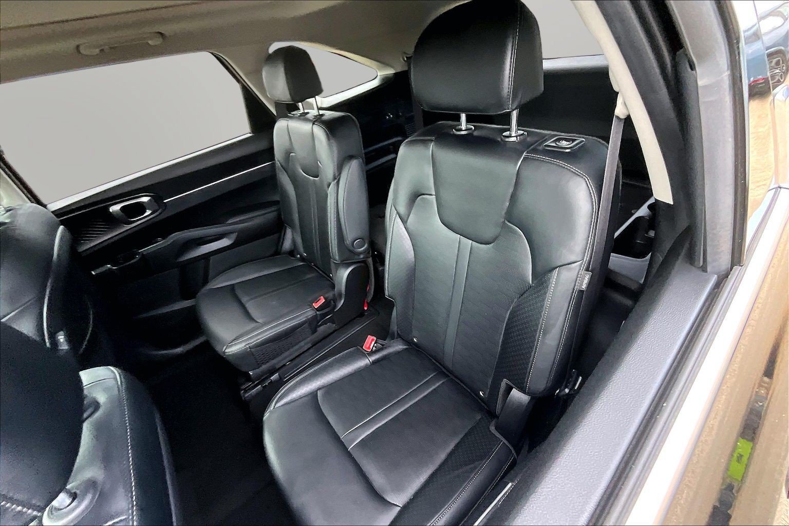 Used 2025 Kia Sorento EX w/ EX Panoramic Sunroof Package AWD/4WD image 18