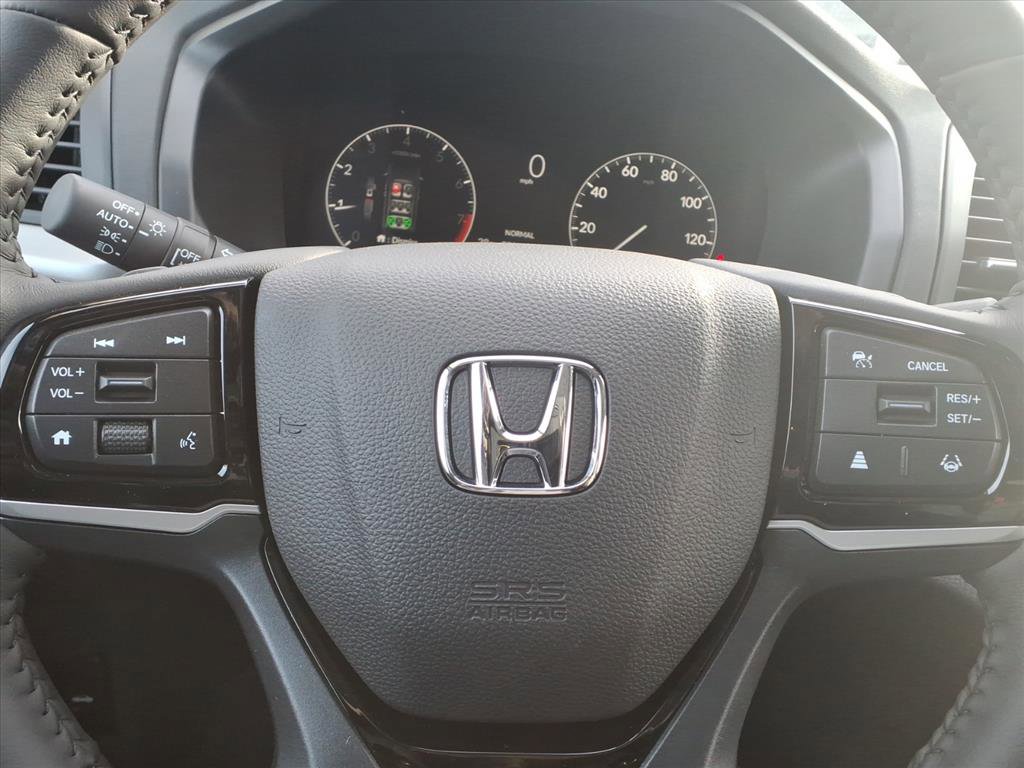 New 2026 Honda Odyssey Touring image 13