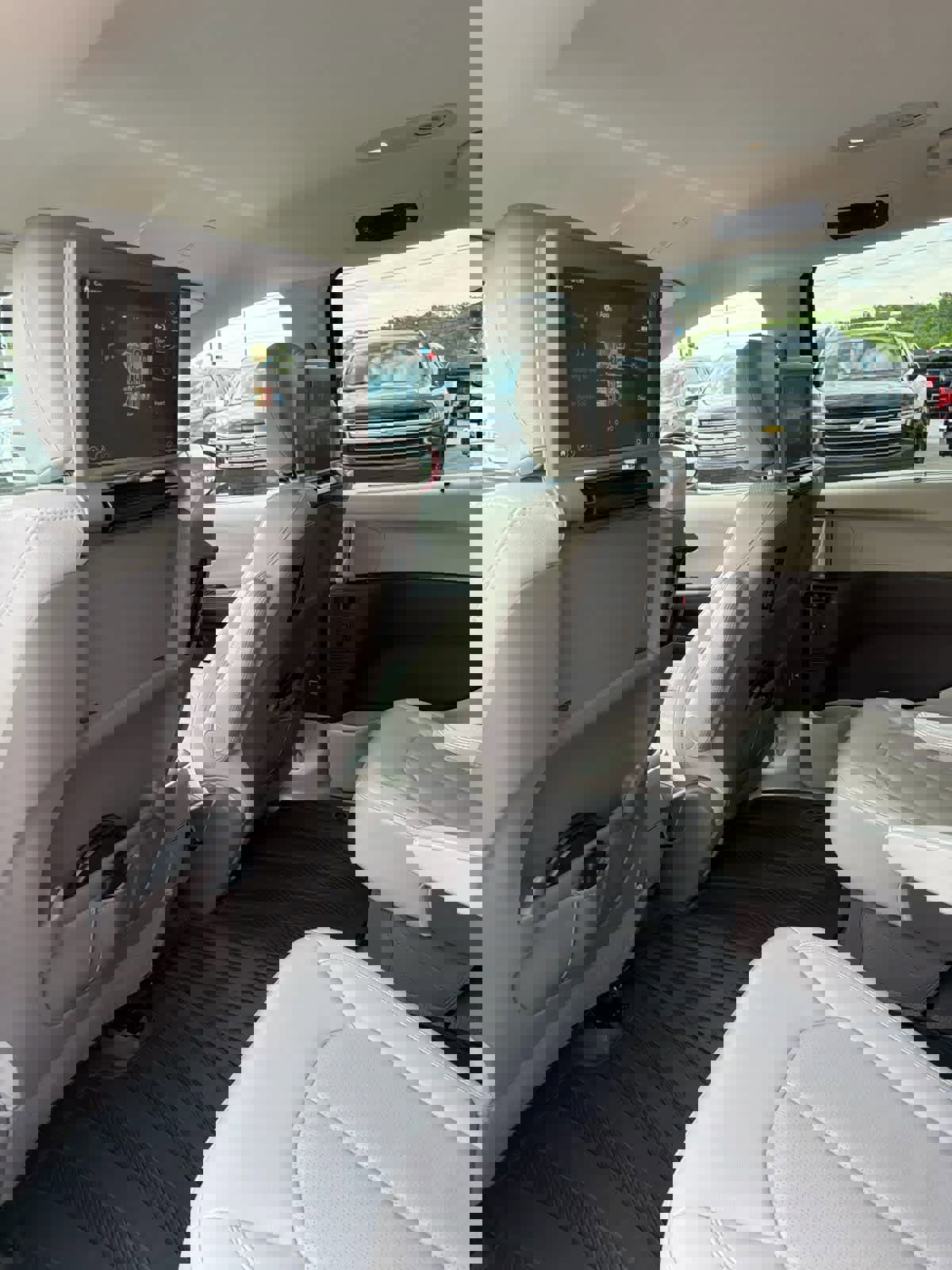 Used 2020 Chrysler Pacifica Touring-L Plus image 14