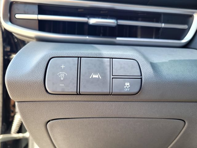 Used 2023 Hyundai Elantra SEL FWD image 14