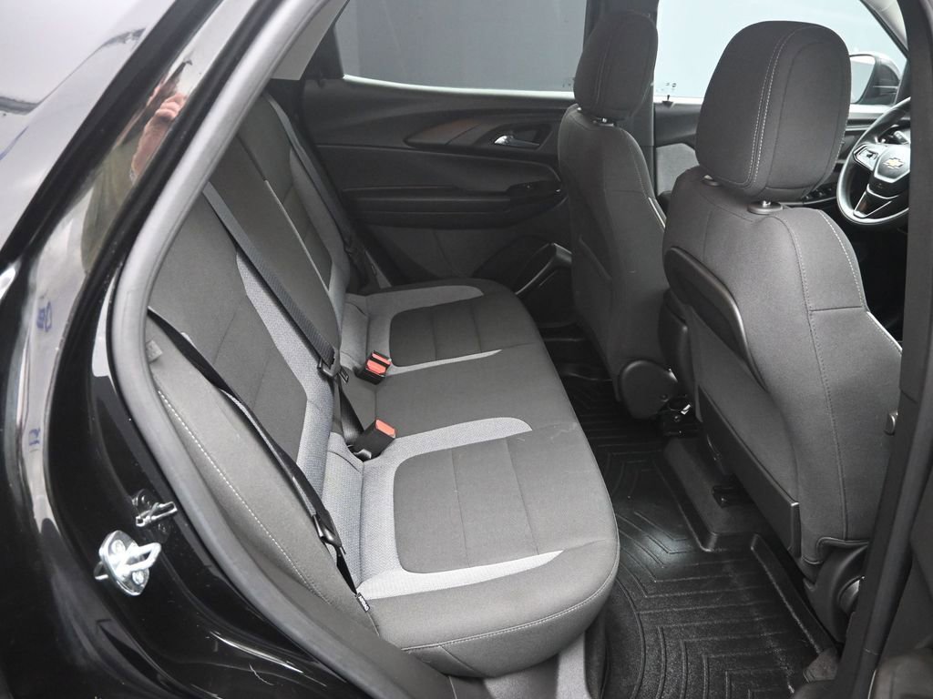 Used 2023 Chevrolet TrailBlazer LT image 33