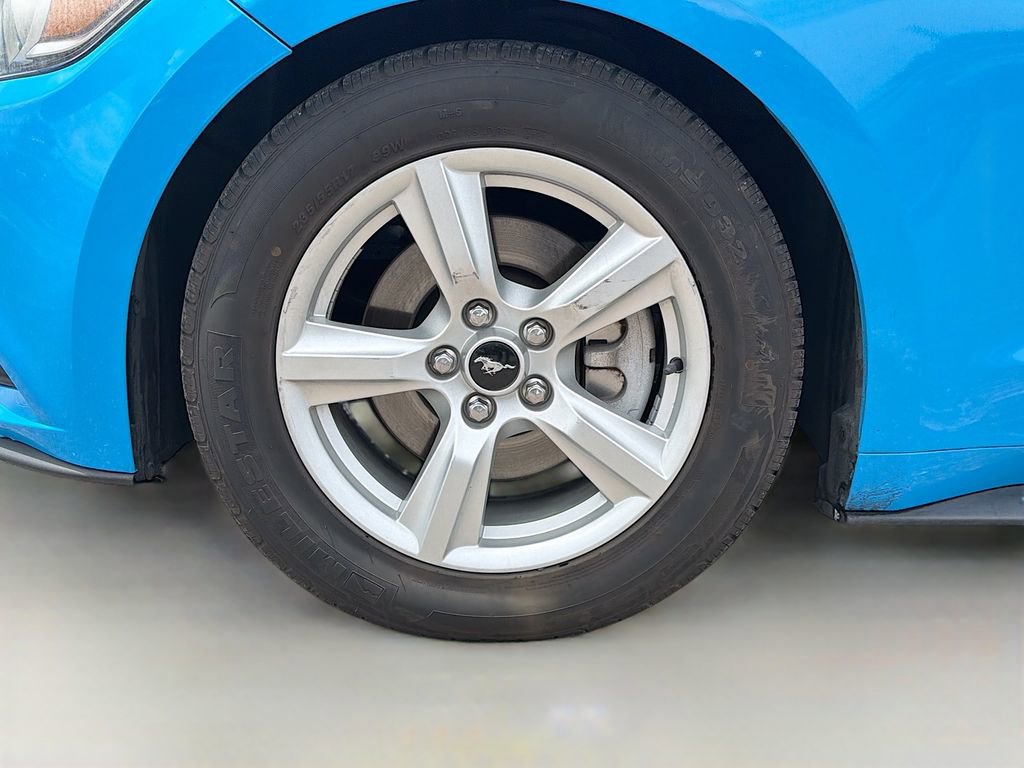 Used 2017 Ford Mustang Coupe image 39