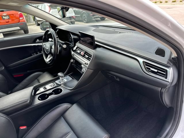 Used 2025 Genesis G70 2.5T AWD/4WD image 16