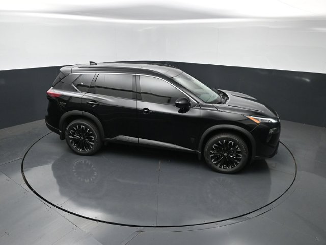 New 2026 Nissan Rogue Dark Armor FWD image 22