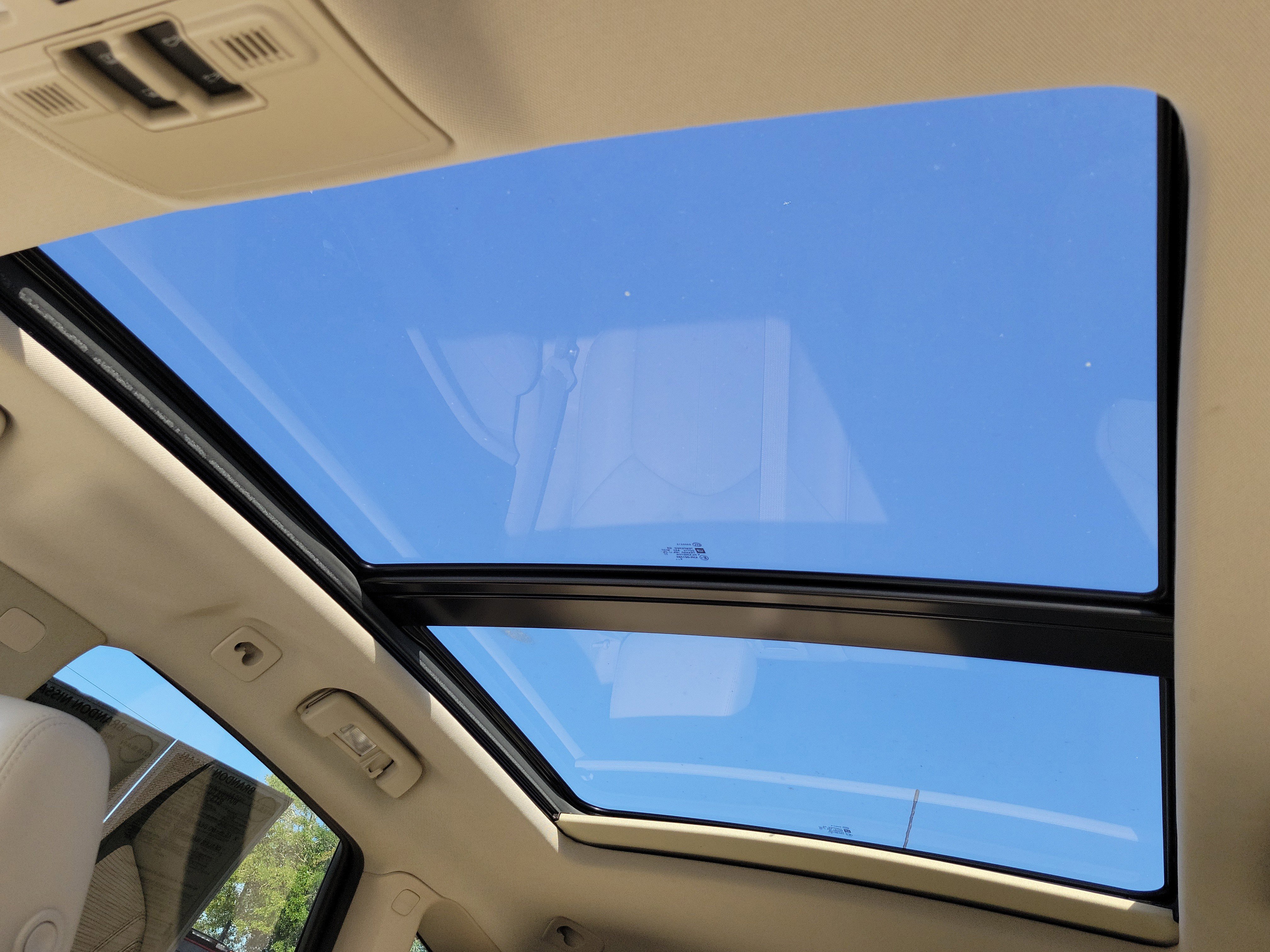 Used 2015 Cadillac SRX Premium image 28