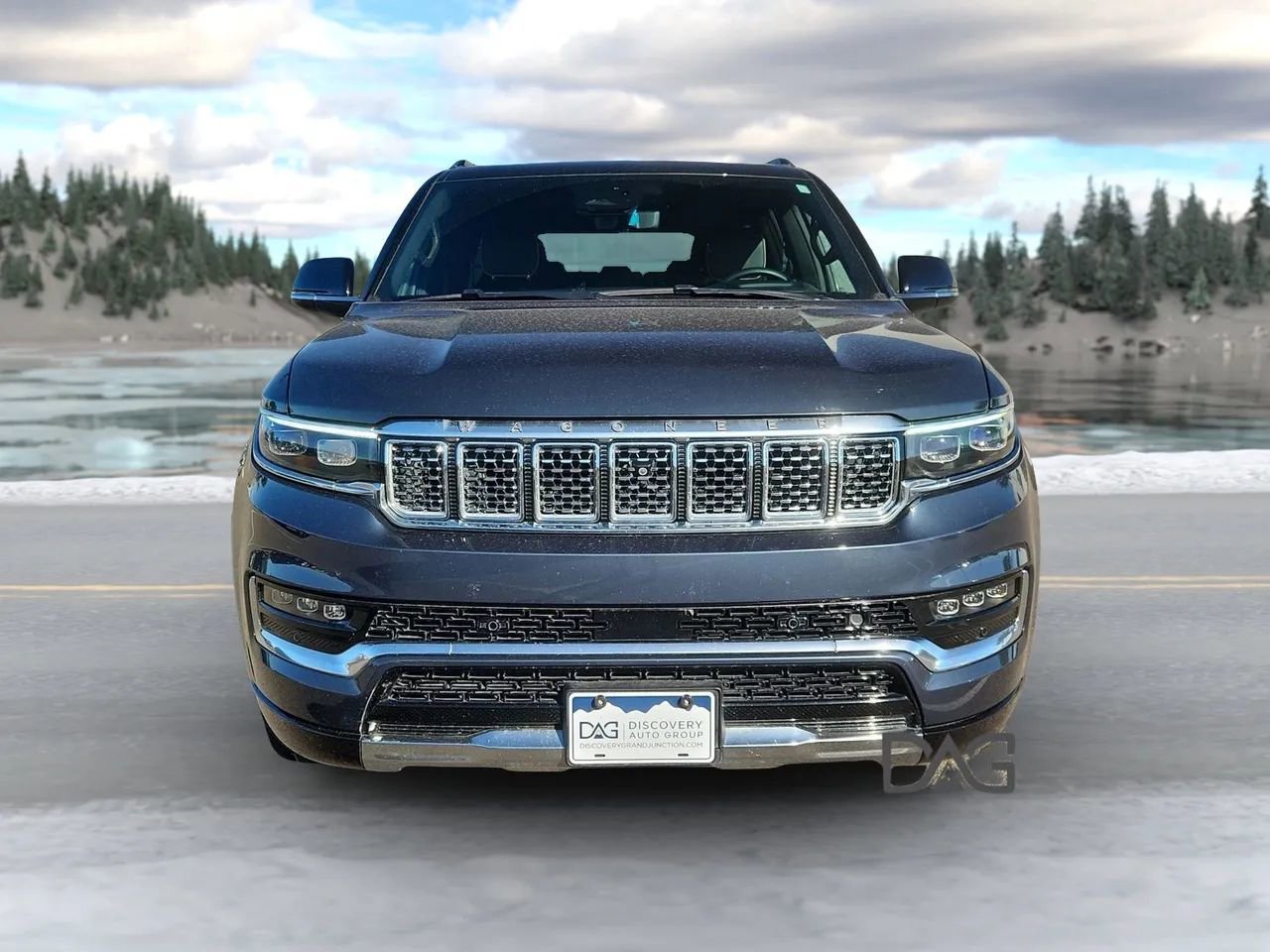 Used 2024 Jeep Grand Wagoneer L Series III image 2