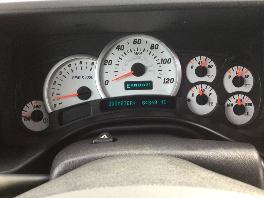 Used 2003 HUMMER H2 w/ Preferred Equipment Group image 24