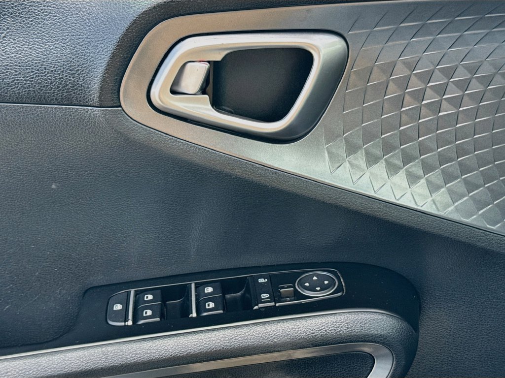 Used 2021 Kia Soul S FWD image 20