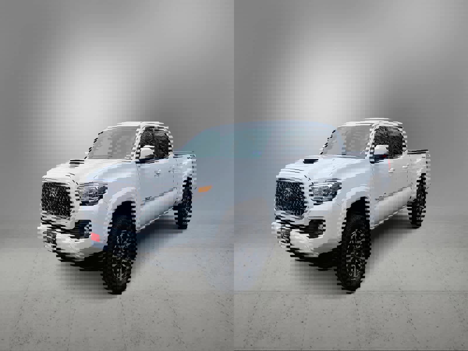 Used 2019 Toyota Tacoma TRD Sport image 1