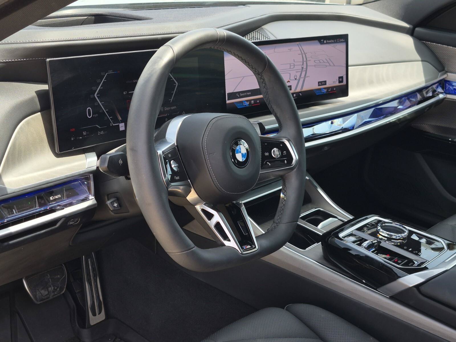 Certified 2025 BMW 740i w/ Premium Package RWD image 12