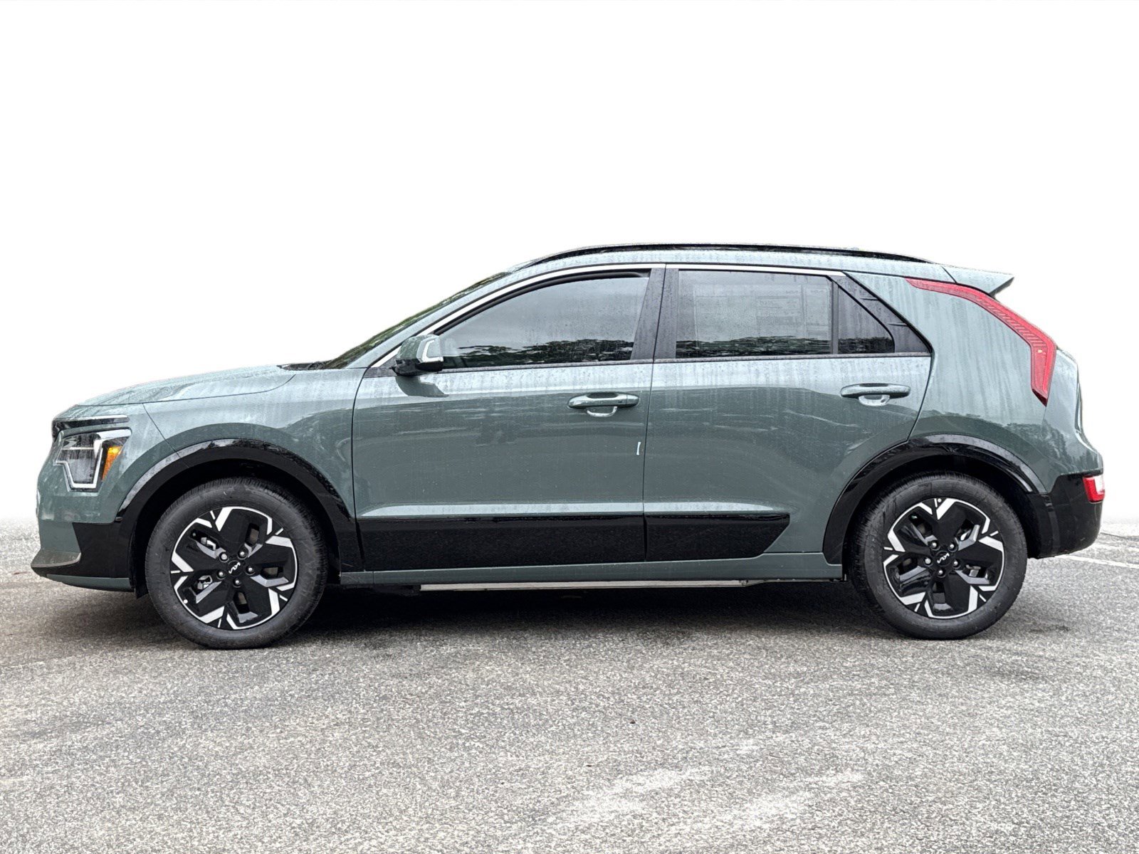 New 2025 Kia Niro Wind w/ Wind Preserve Package image 23