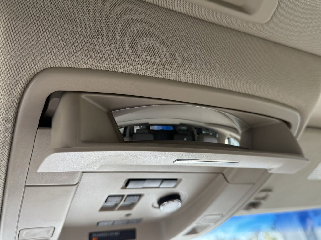 Used 2020 GMC Yukon XL SLT w/ Premium Edition image 38